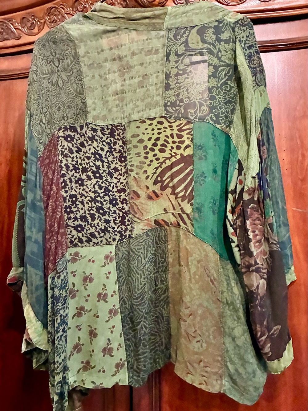 🌿 Young Threads Boho Green Patchwork Kimono NWOT 🌿 - Picture 5 of 8